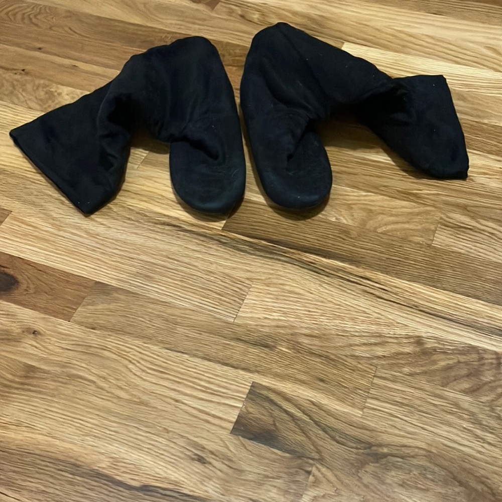 (Used) Good condition faux suede floppy black boots Mid length Size 6